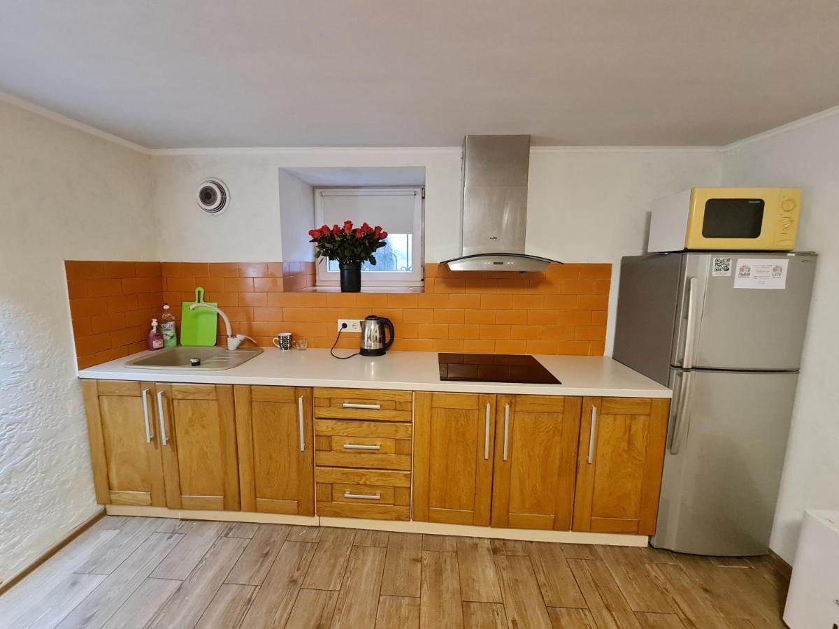 Студіо На Кoновальця Apartment Lviv Luaran gambar